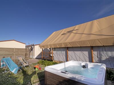 campinggirasole en special-offer-couples-glamping-holiday-village-marche-by-the-sea 009